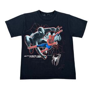 Marvel Spider-Man 3 Black Suit vs Classic Spider-Man Graphic Shirt Youth Medium